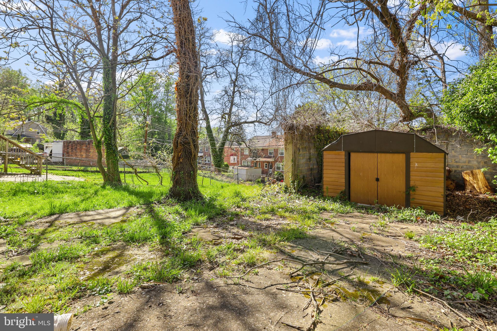 WINDSOR HILLS - Residential