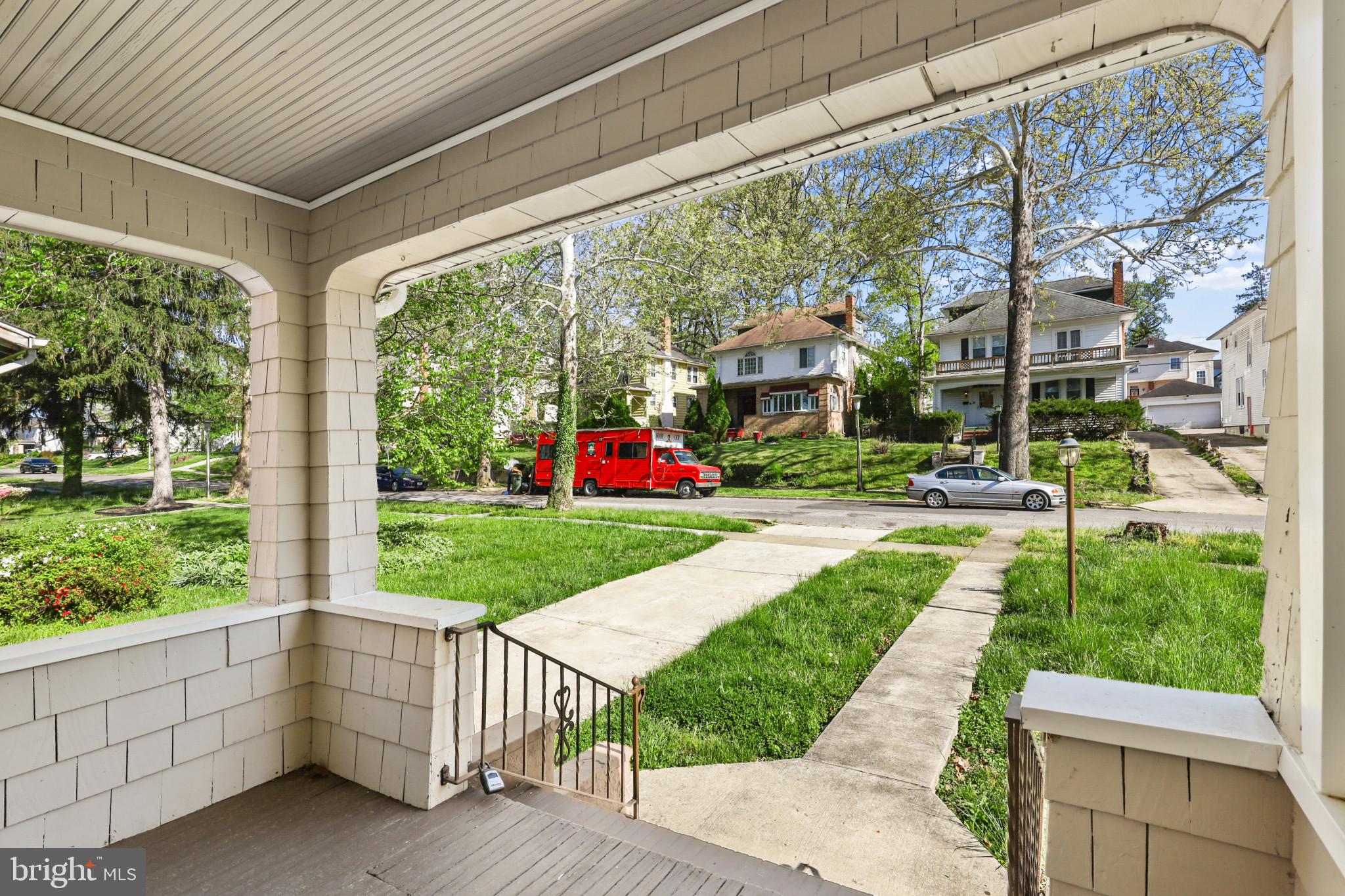 WINDSOR HILLS - Residential