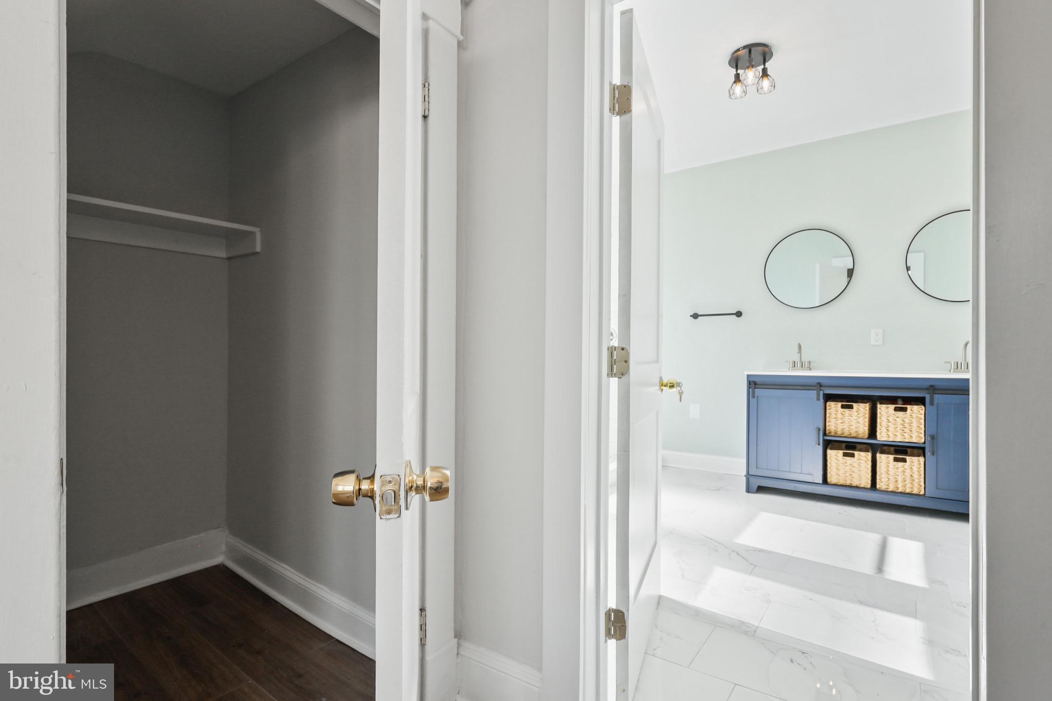 WINDSOR HILLS - Residential