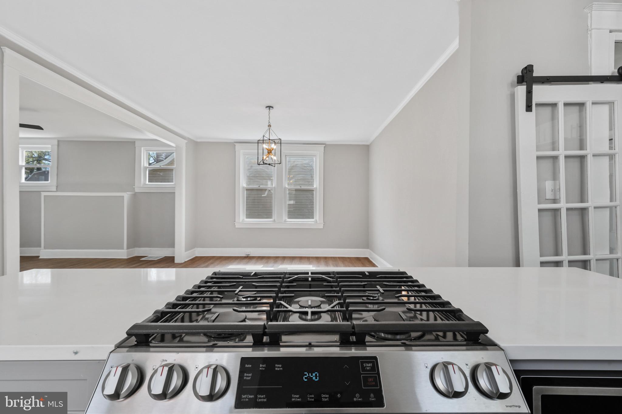 WINDSOR HILLS - Residential