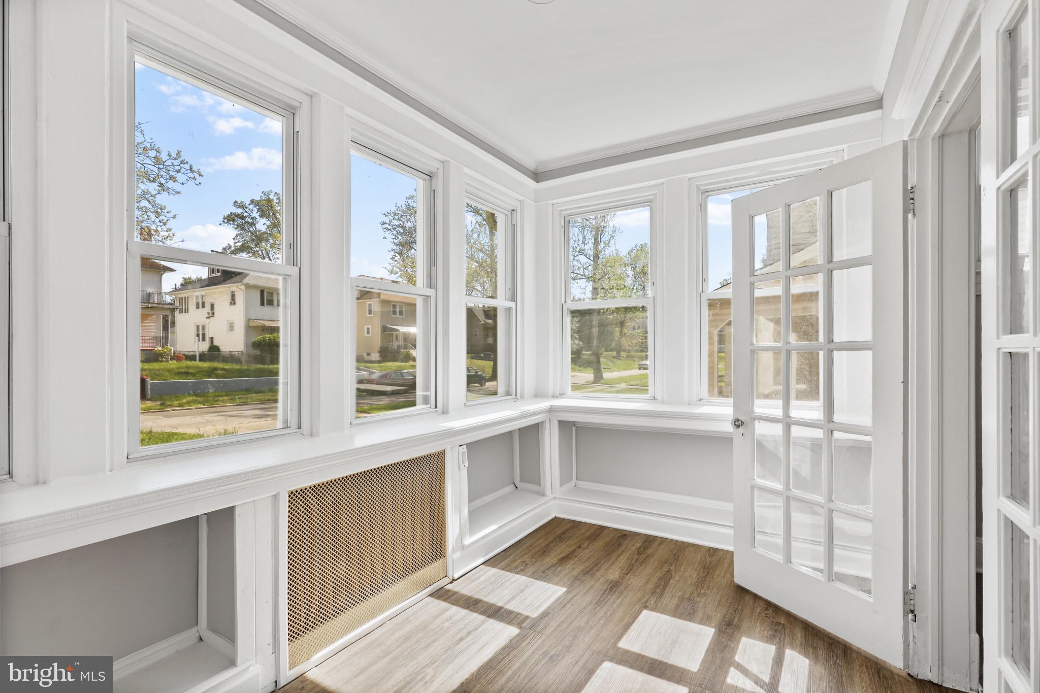 WINDSOR HILLS - Residential