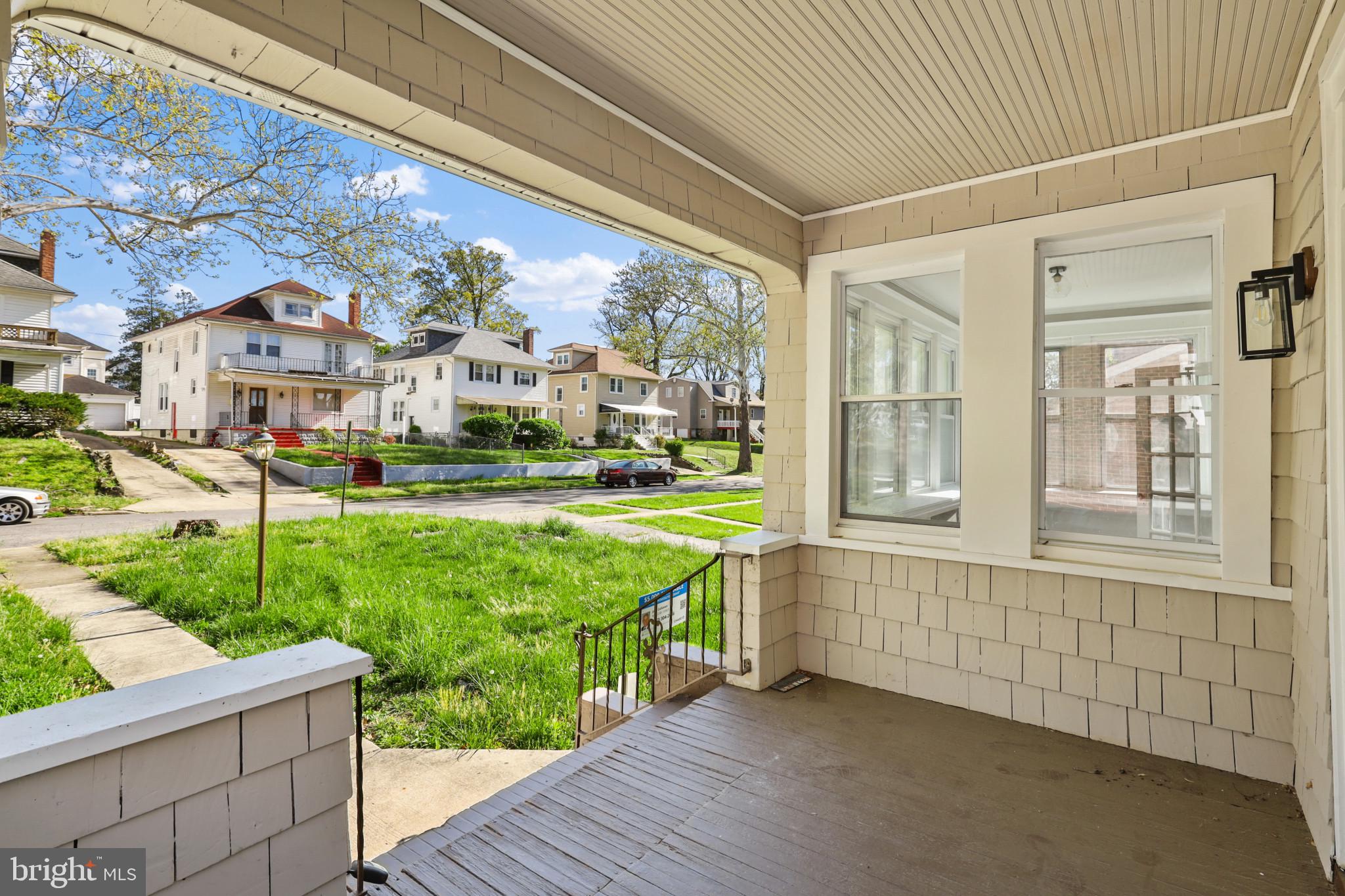 WINDSOR HILLS - Residential