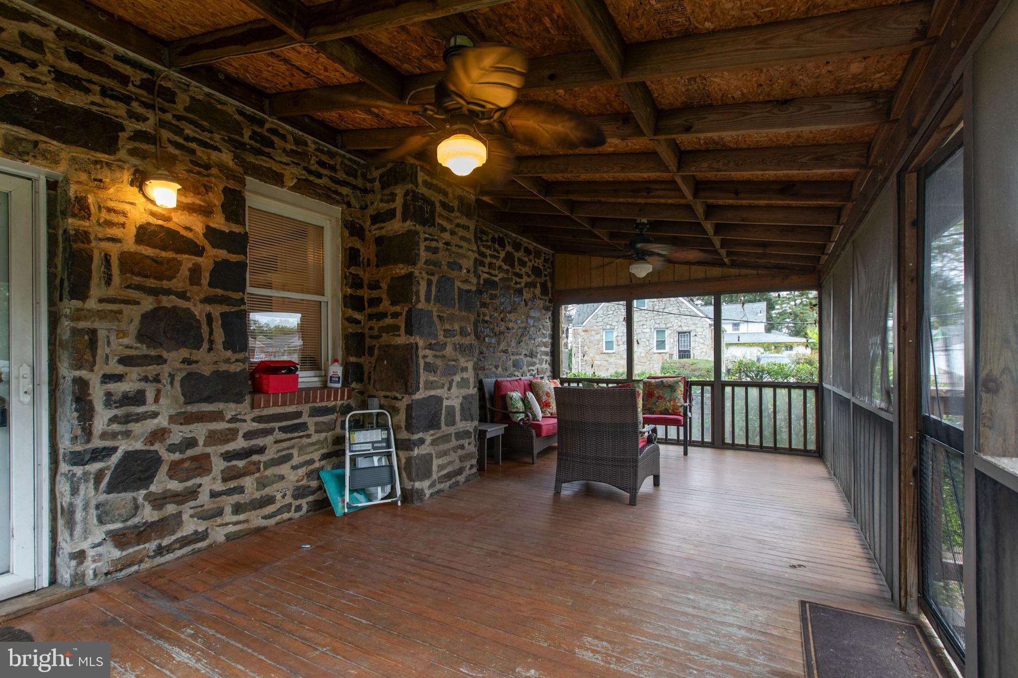 CATONSVILLE MANOR - Residential Lease