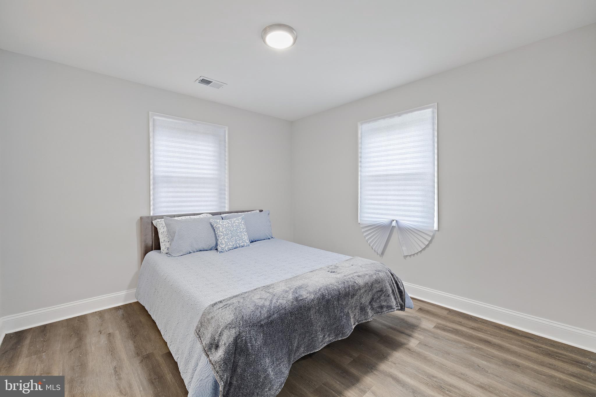 NEWTON VILLAGE - Residential