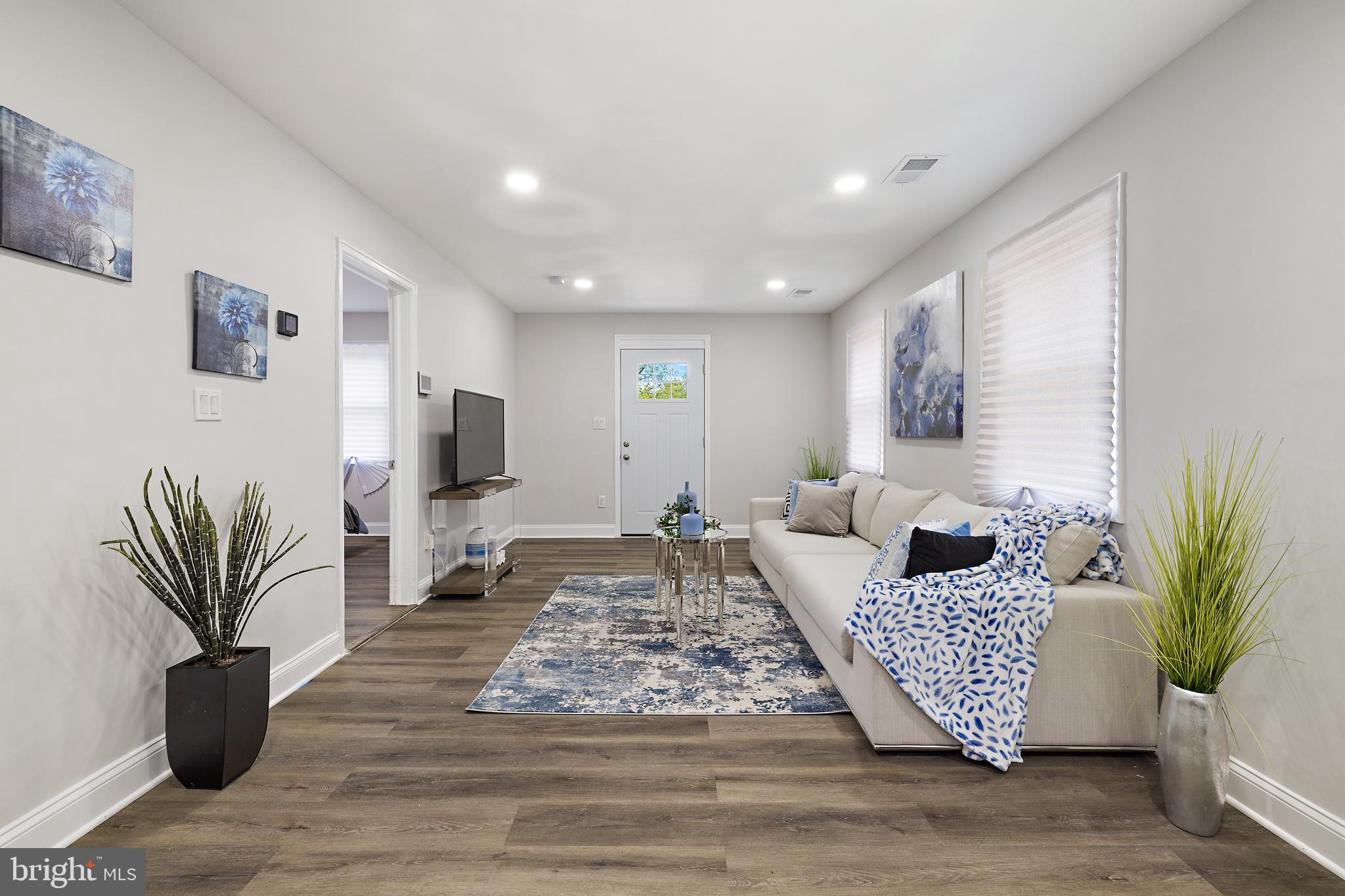 NEWTON VILLAGE - Residential