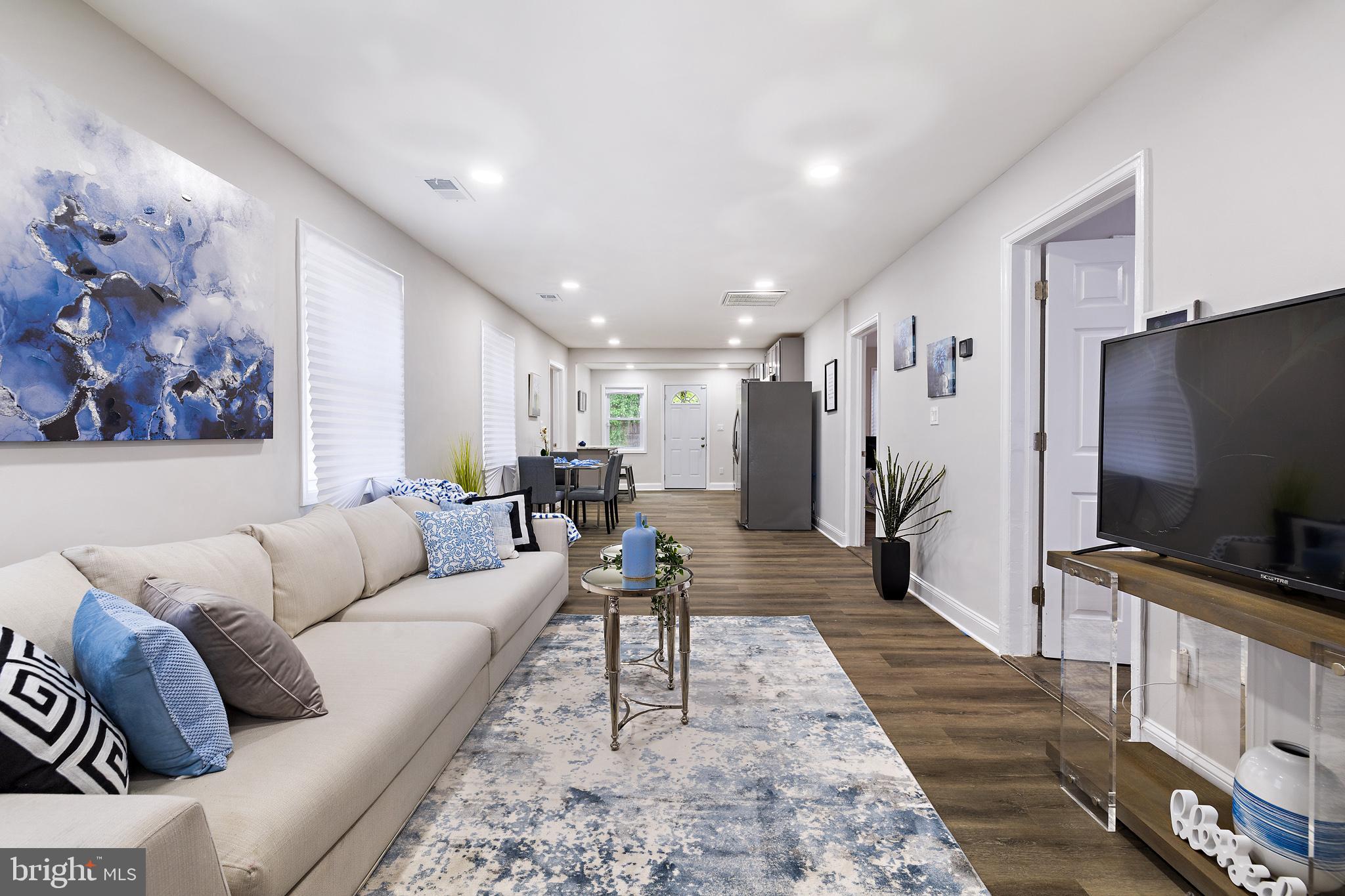 NEWTON VILLAGE - Residential