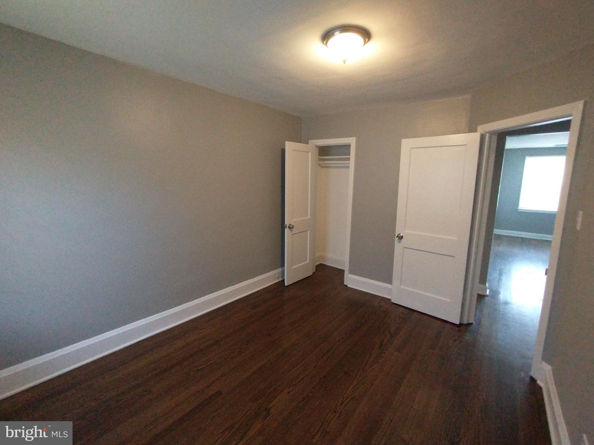 GLEN OAKS - Residential Income