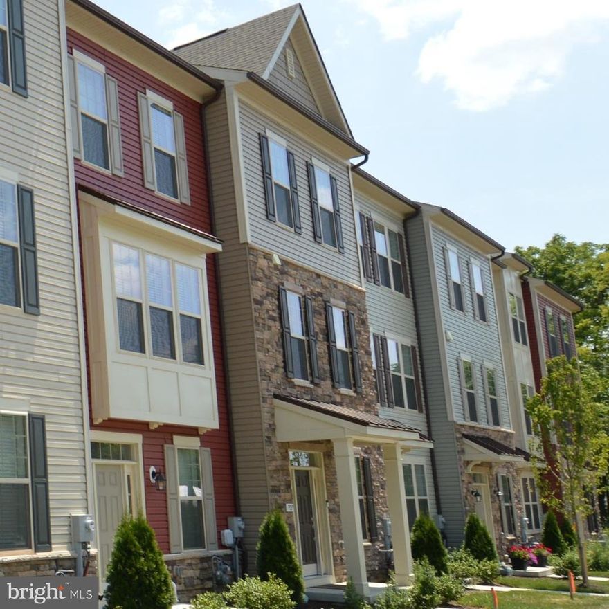 Beautiful like new townhomes for rent in Macallan Crossing in Spring Bank by Clemson Corner Shopping Center. This Birmingham is a 4 Bedroom unit , 2.5 Bath , 1 half bath unit with lower level 4th bedroom. Standard features include: decks, oak stairs throughout, LVP flooring throughout, granite/quartz countertops in kitchen, kitchen islands, tile showers, washer and dryer in unit, stainless steel appliances, two car garage with garage door opener, stone veneer, energy efficient windows, gas furnace, 50 gallon Electric hot water heater. Close to shopping, dining and all major routes! The application process takes approx. 3-4 days. The application fee is $45/applicant. Any intended occupant over 18 must apply to be a leaseholder and go through the screening process. Our requirements for all units: 630+ credit scores, income ratio - rents should be 1/3 of applicants' income (housing vouchers and assistance programs are welcome as forms of income) credit checks, criminal and background checks will also be performed in addition to rental history/references. Tenants are responsible for all utilities as applicable, i.e gas, electric and water is billed quarterly. NO SMOKING!