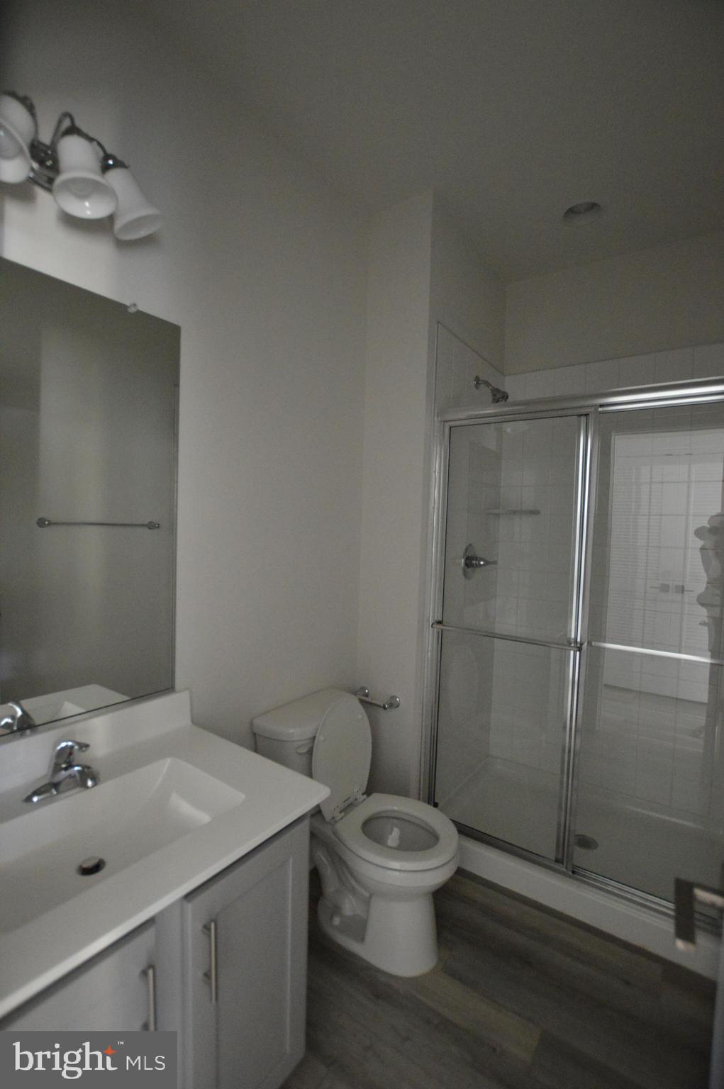 MACALLAN CROSSING - Residential Lease