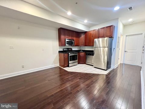 Condo For Rent - 1814 N 16th Street #4B<br/> PHILADELPHIA, PA 19121
