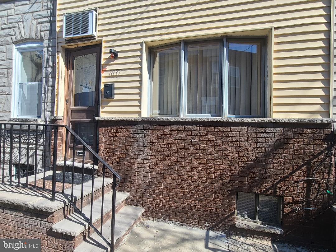 1031 Winton Street is located on a wonderful LOMO block! This 2 bedroom property is in poor condition and in need of renovation. For investors, check the comparable sales to reconcile your interest and purchase consideration. Just a great block!