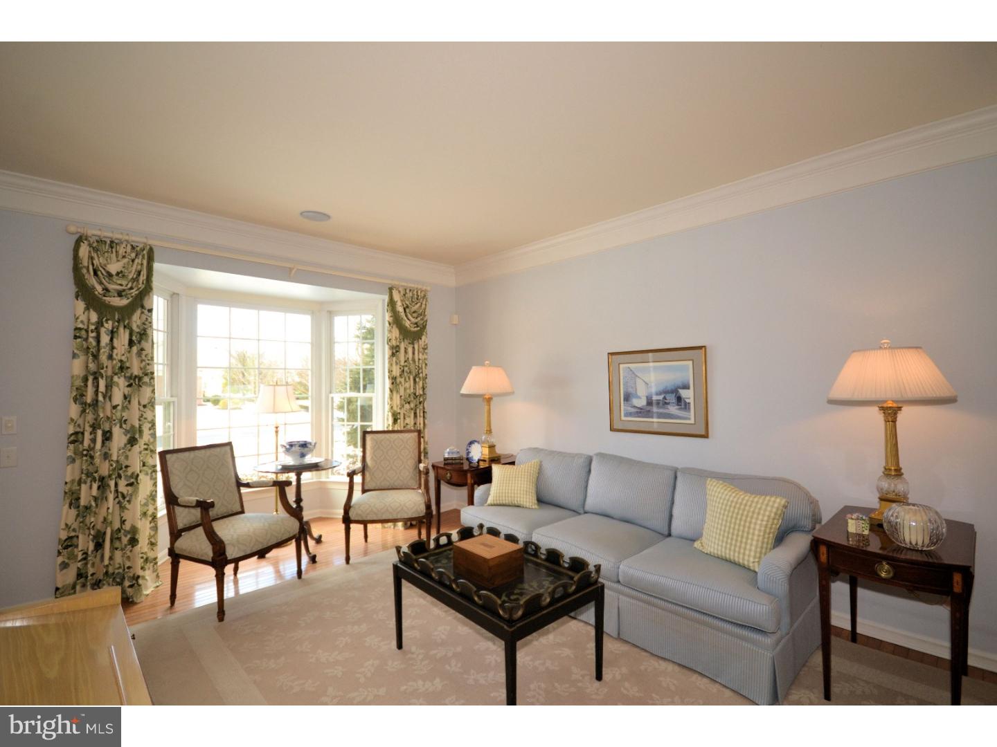 LAKESIDE - Residential