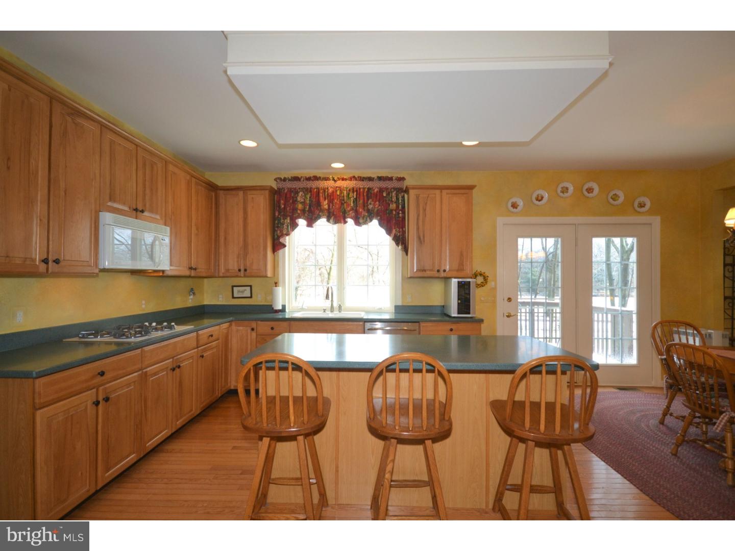 LAKESIDE - Residential