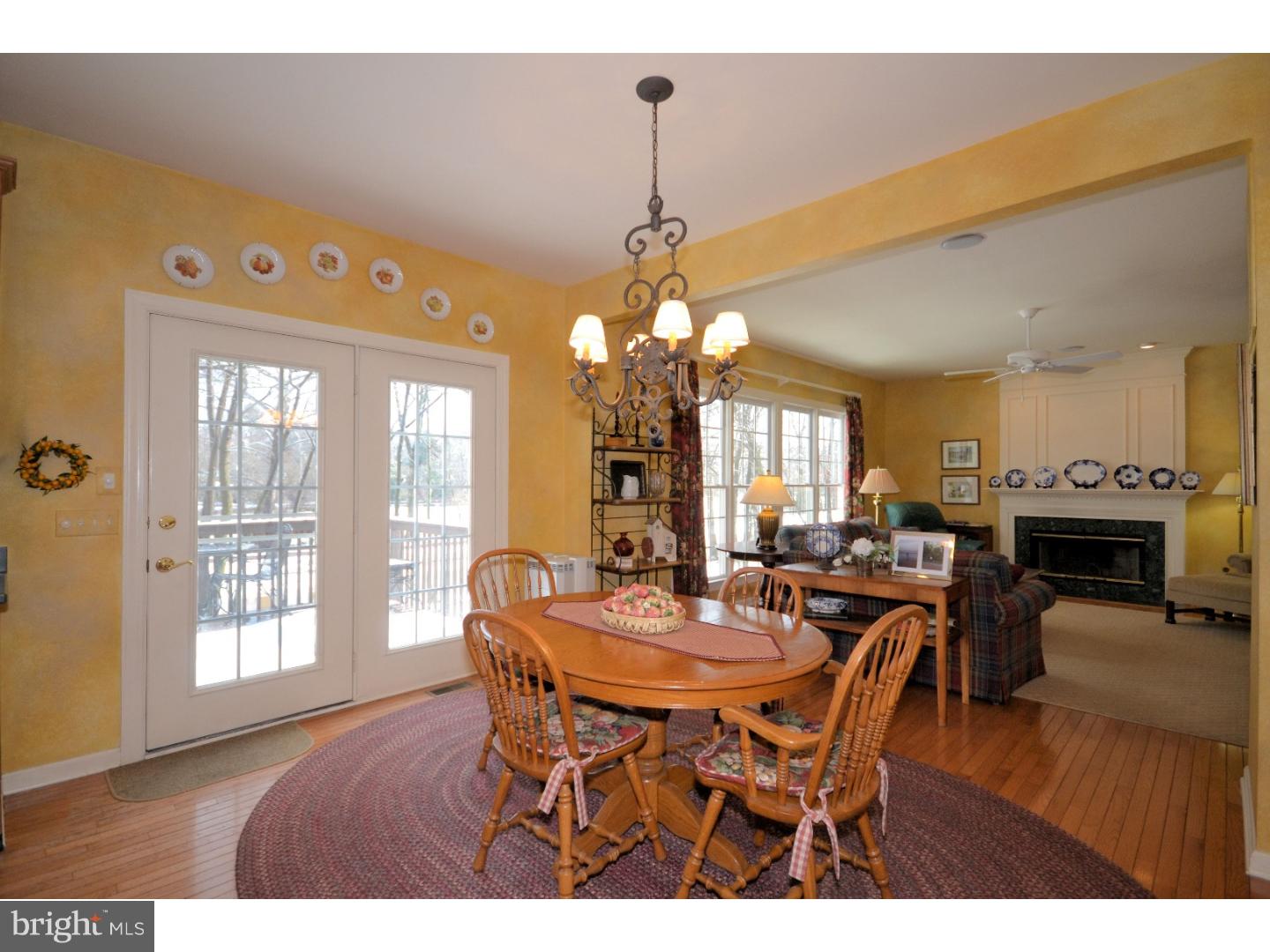 LAKESIDE - Residential