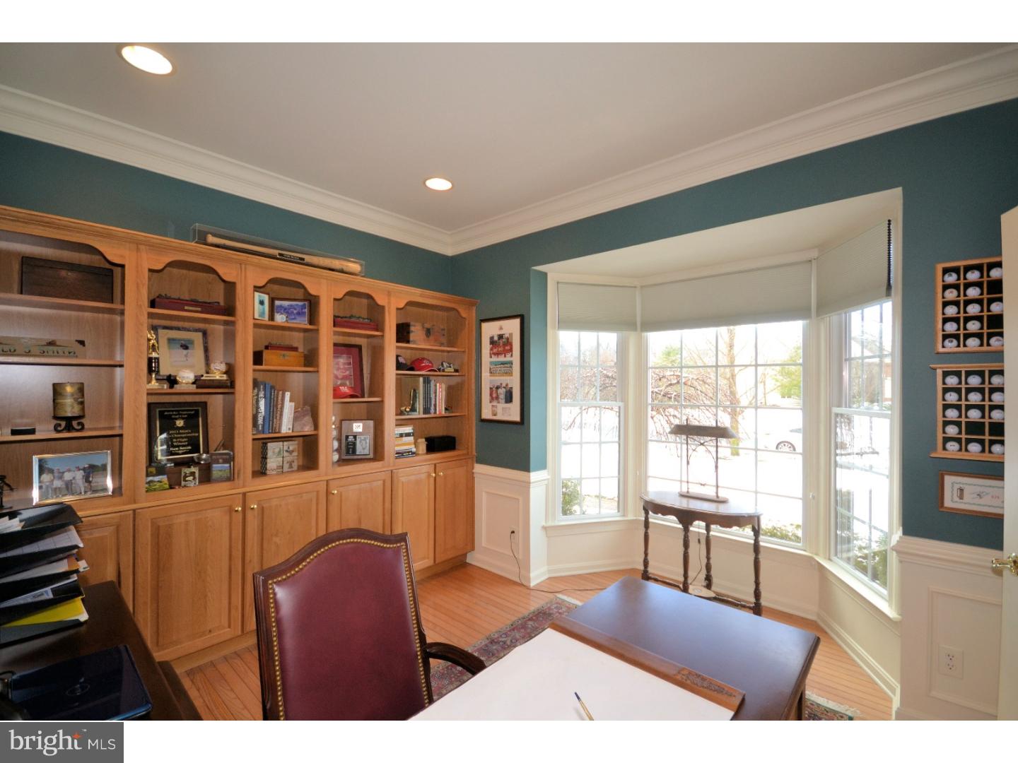 LAKESIDE - Residential