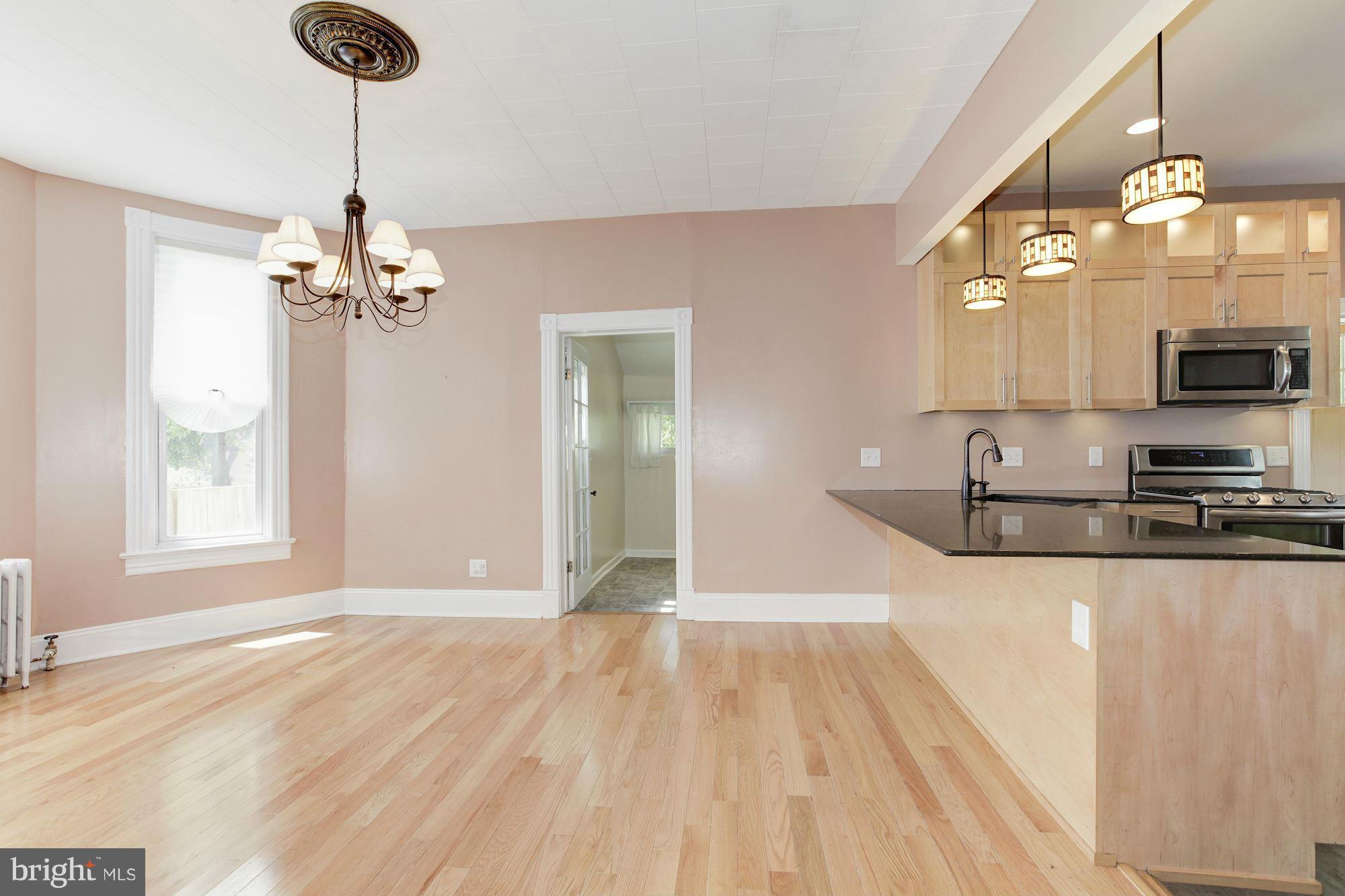 MT RAINIER- ROGERS 1ST A - Residential