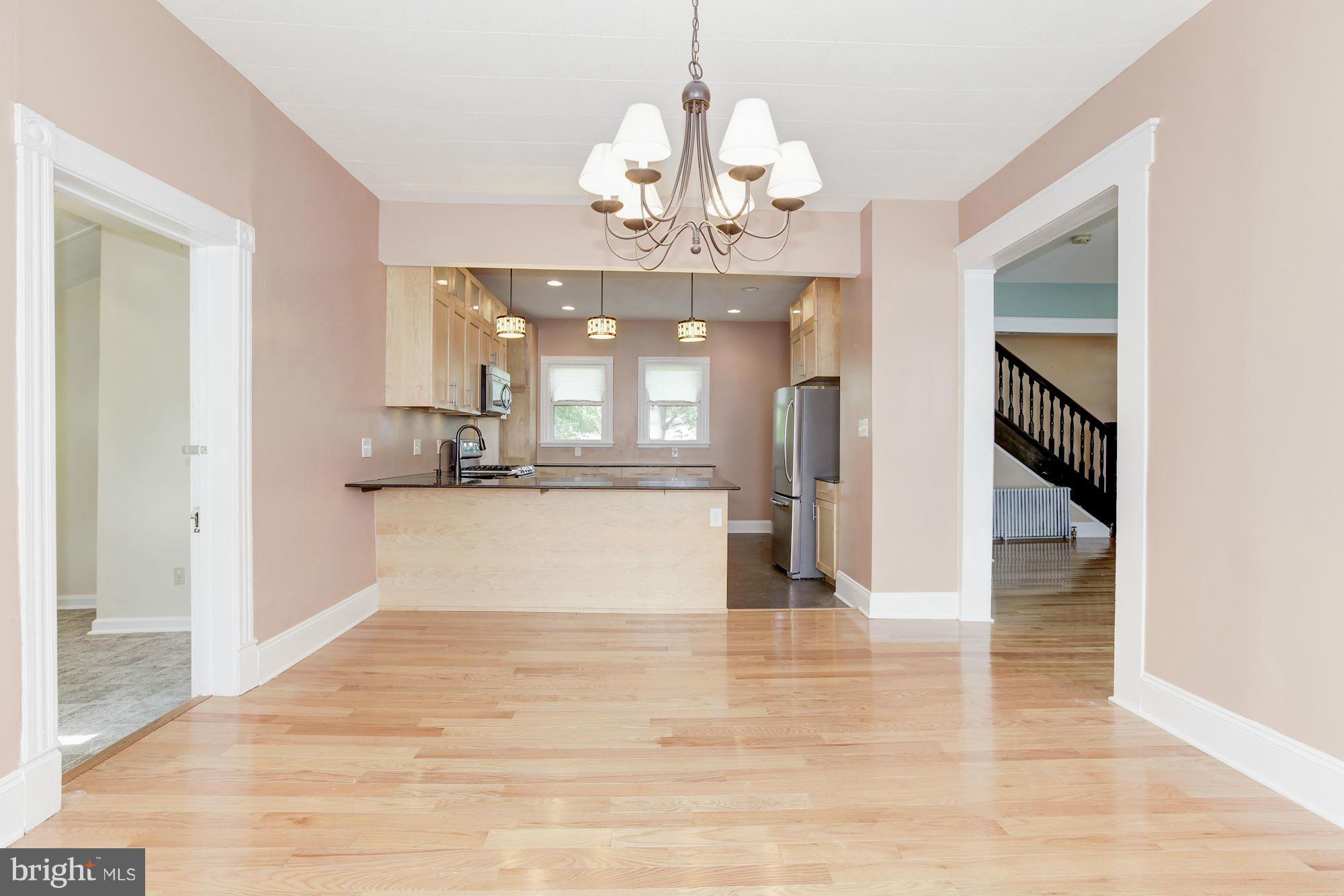 MT RAINIER- ROGERS 1ST A - Residential