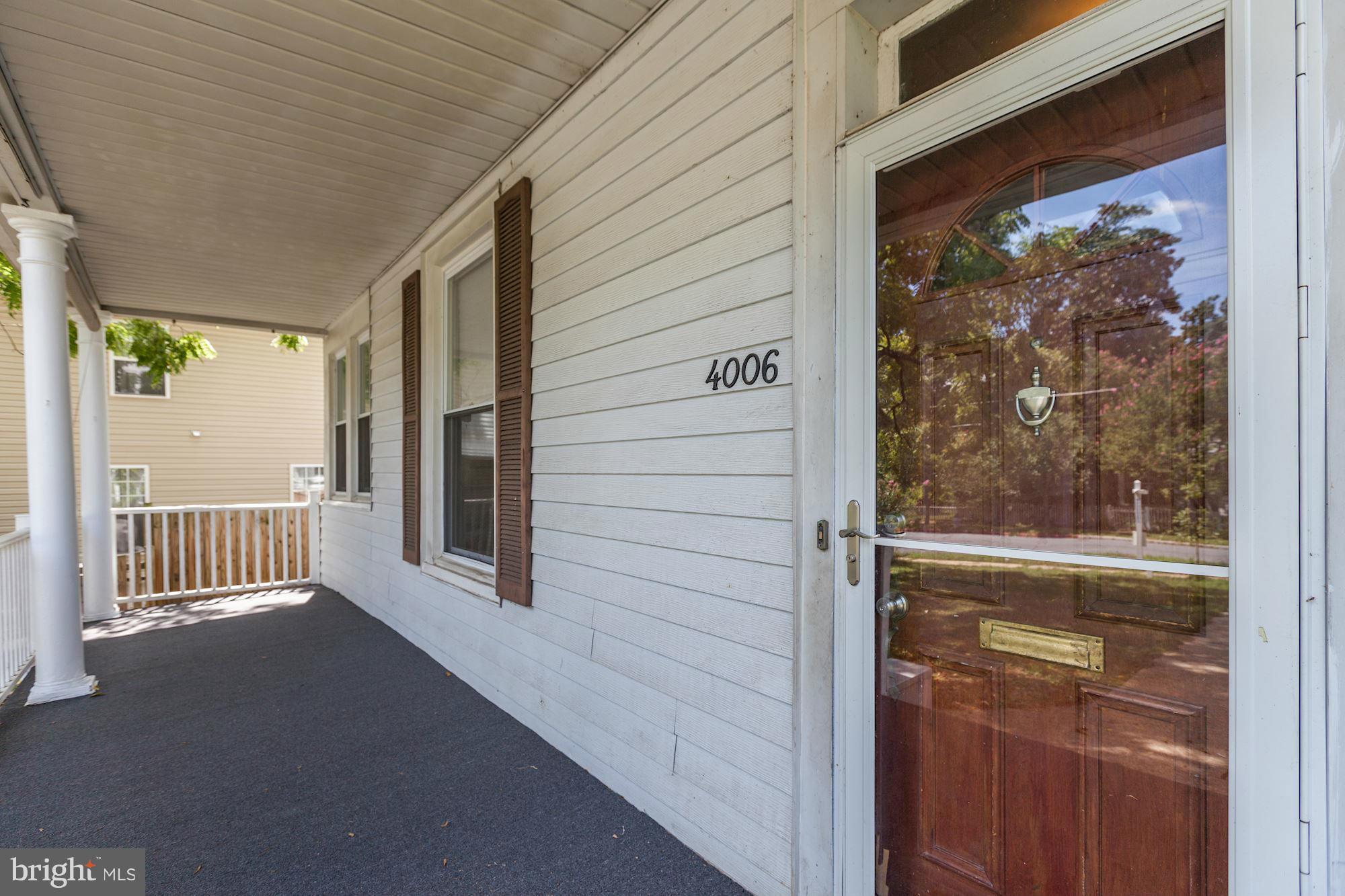 MT RAINIER- ROGERS 1ST A - Residential