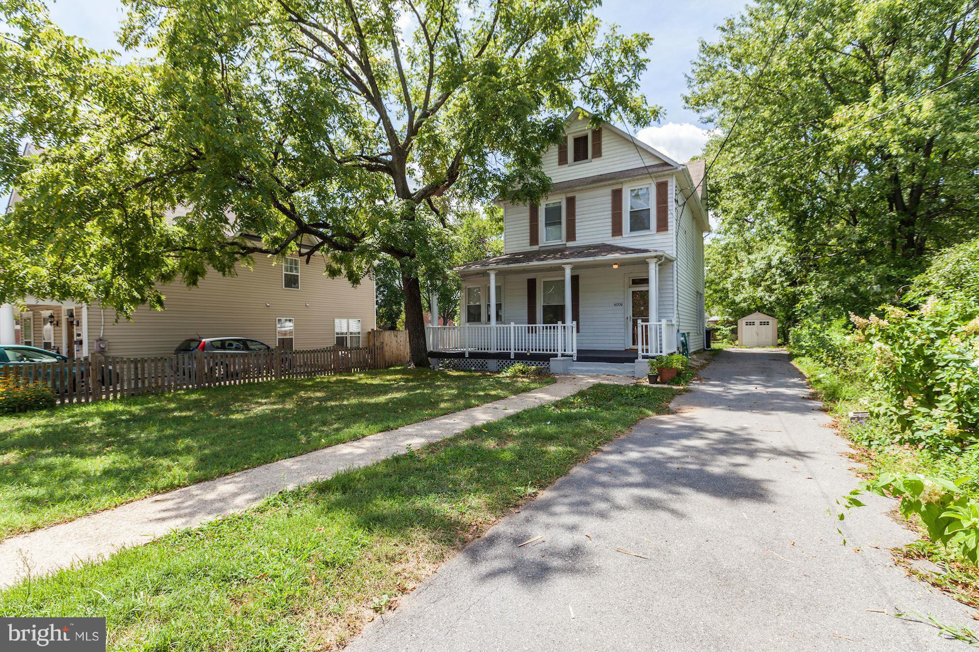 MT RAINIER- ROGERS 1ST A - Residential