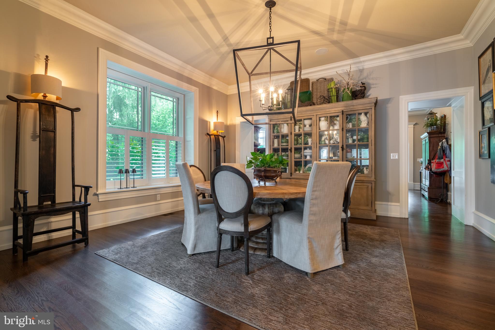 CHESTNUT HILL - Residential