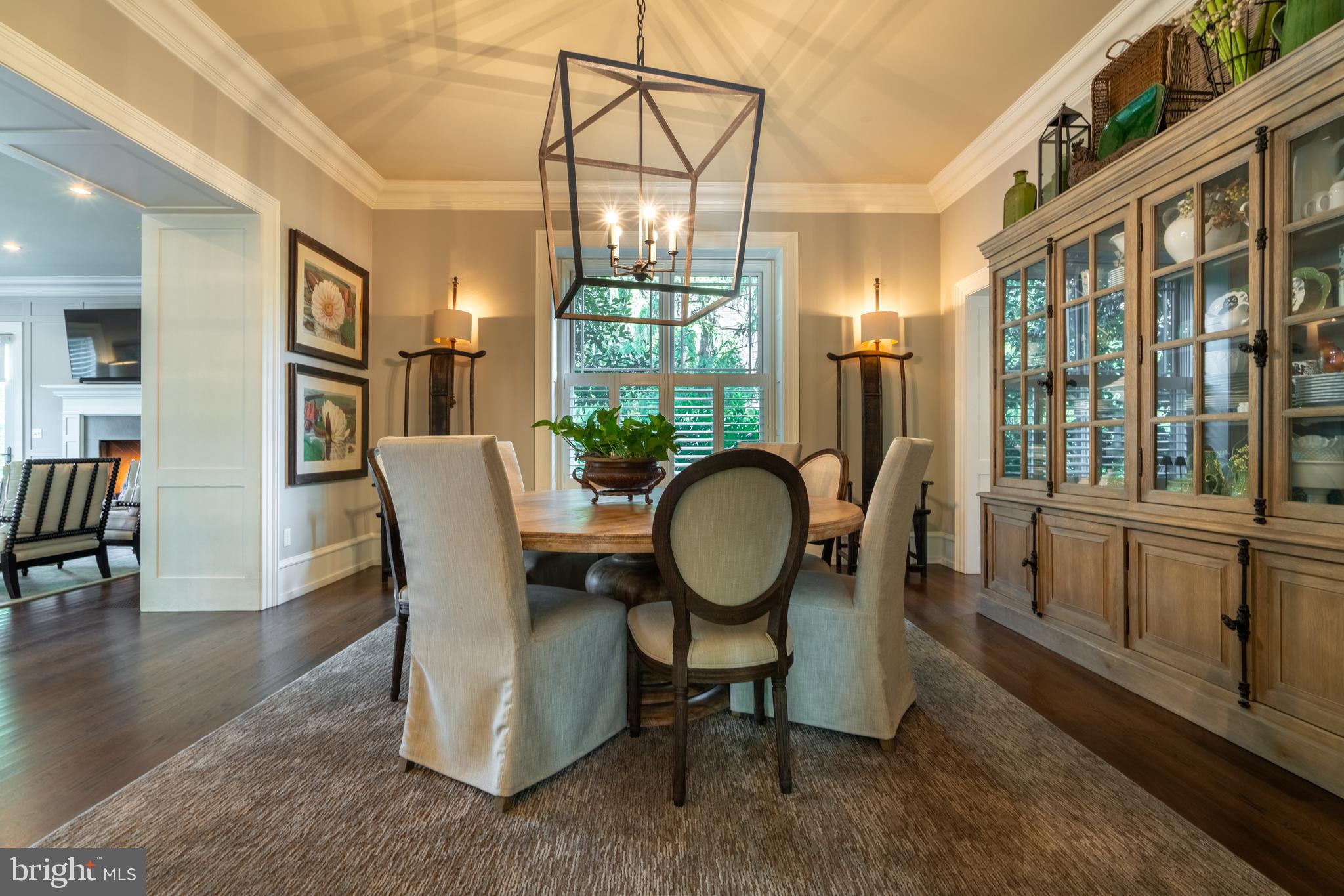 CHESTNUT HILL - Residential