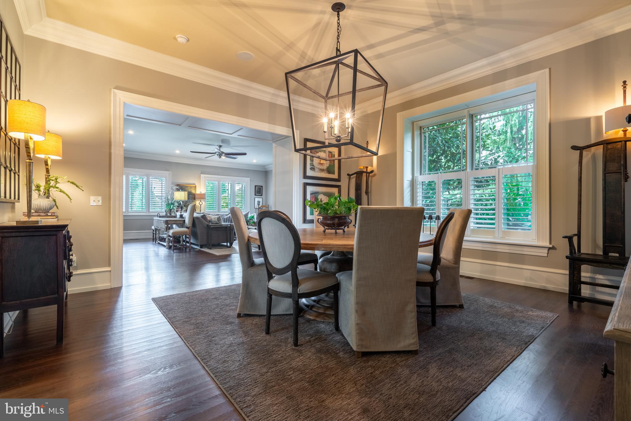 CHESTNUT HILL - Residential