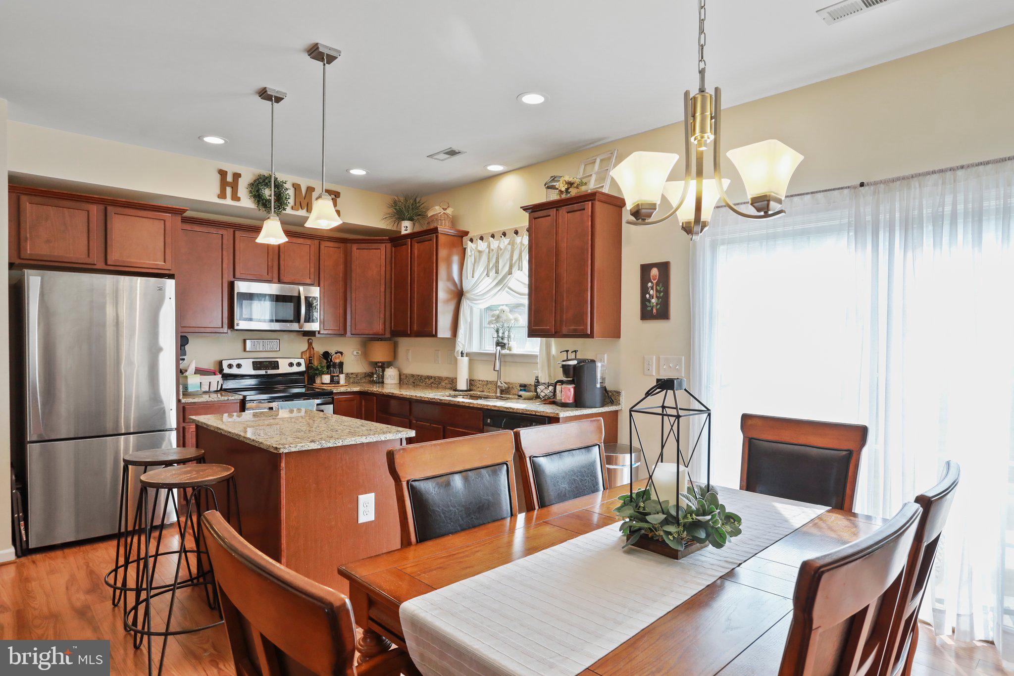 HERITAGE HILLS - Residential