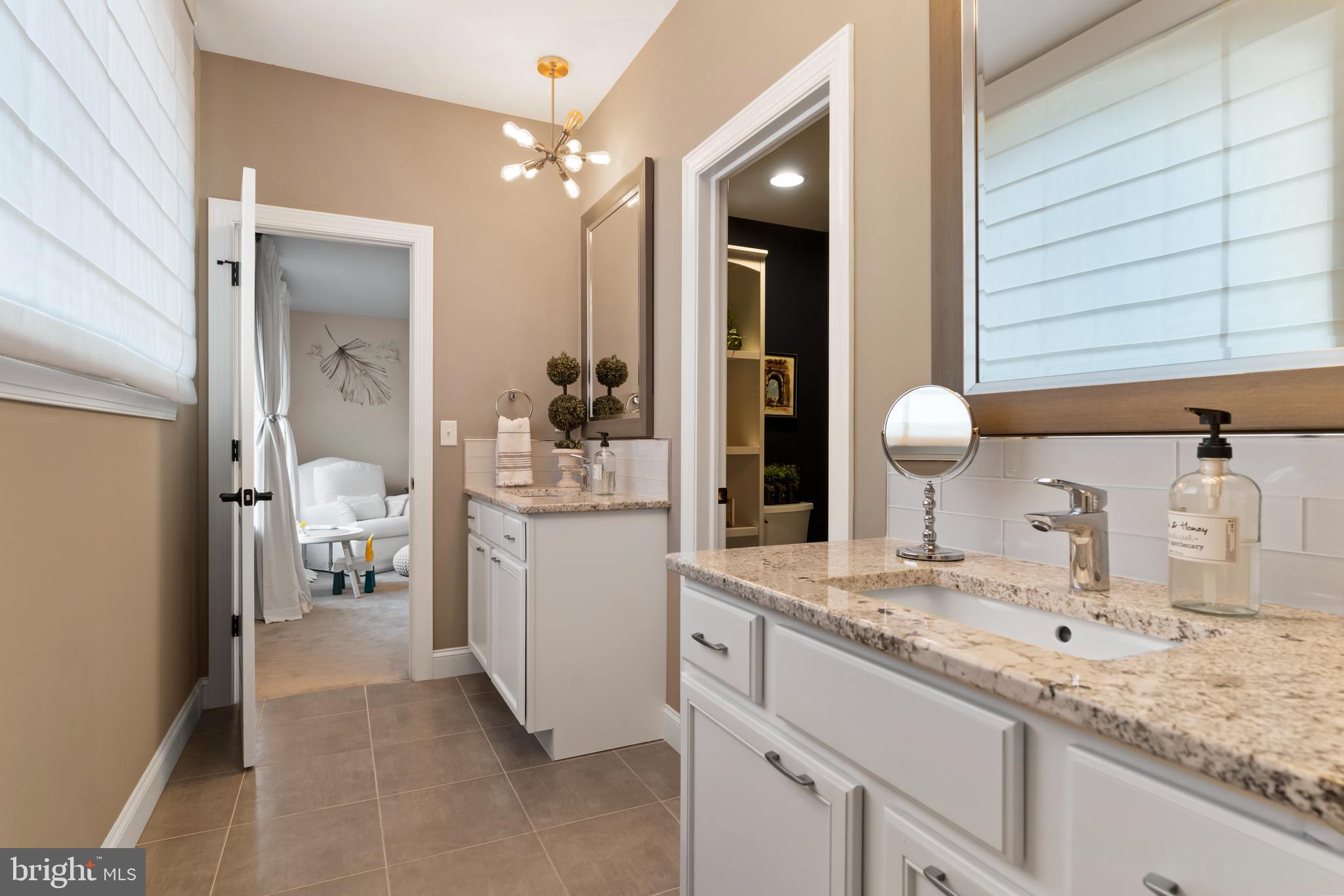 DEAVEN WOODS - Residential