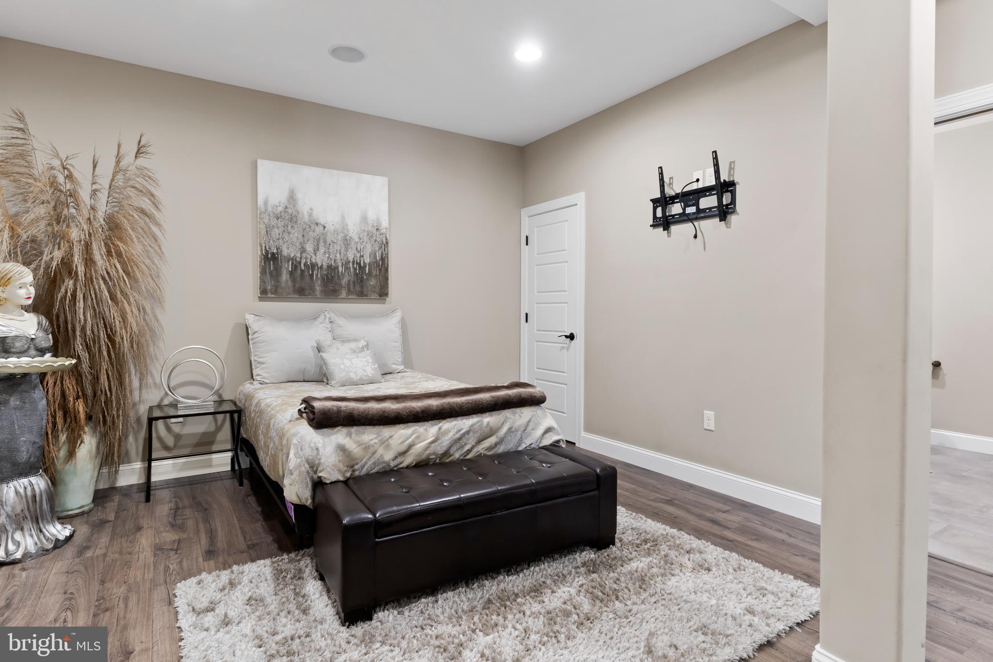 DEAVEN WOODS - Residential