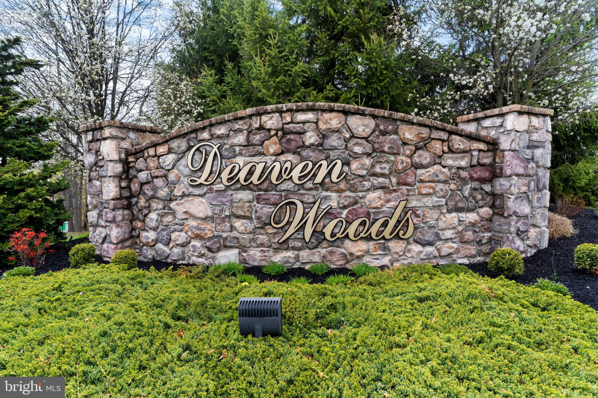 DEAVEN WOODS - Residential