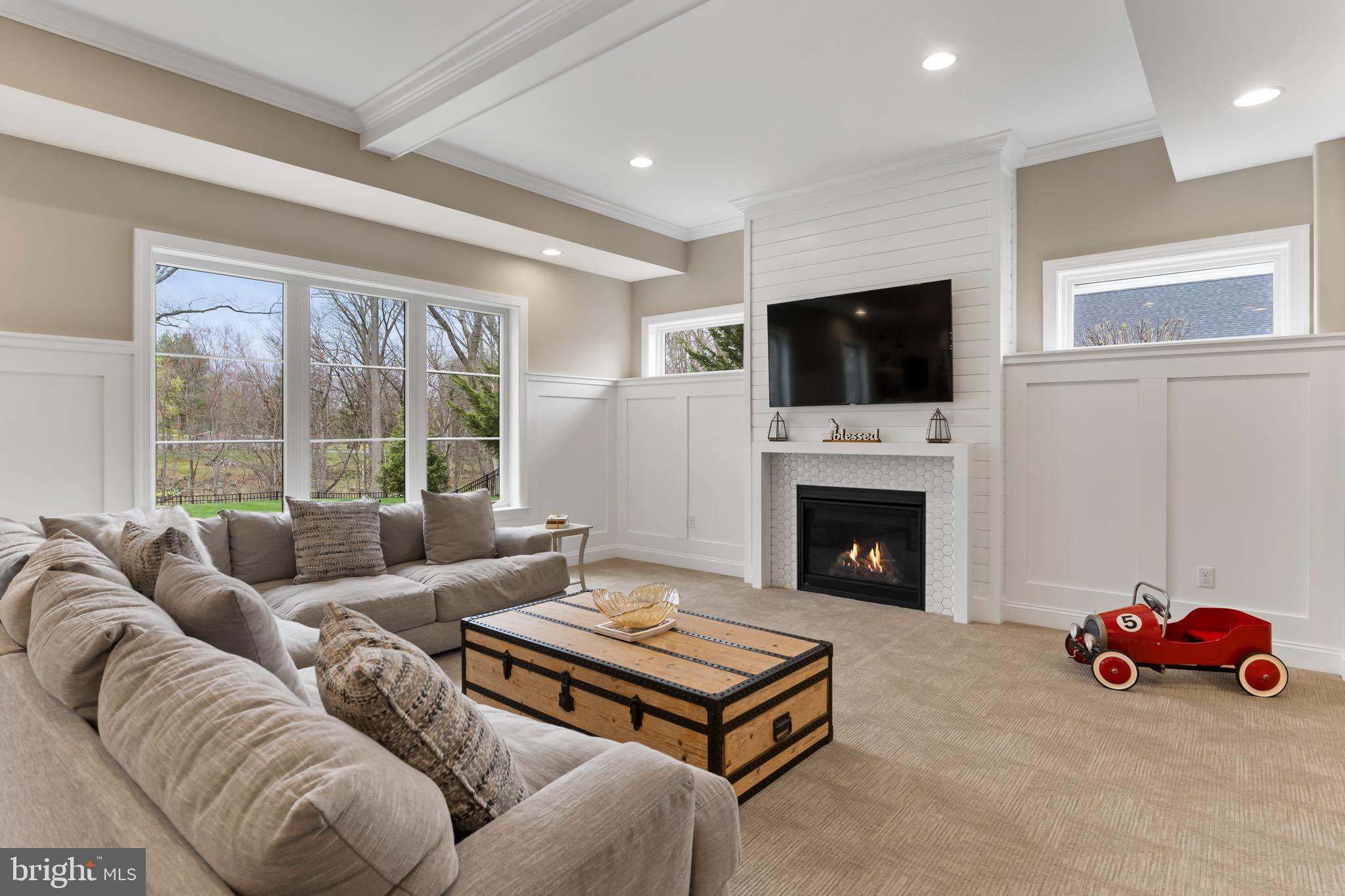 DEAVEN WOODS - Residential