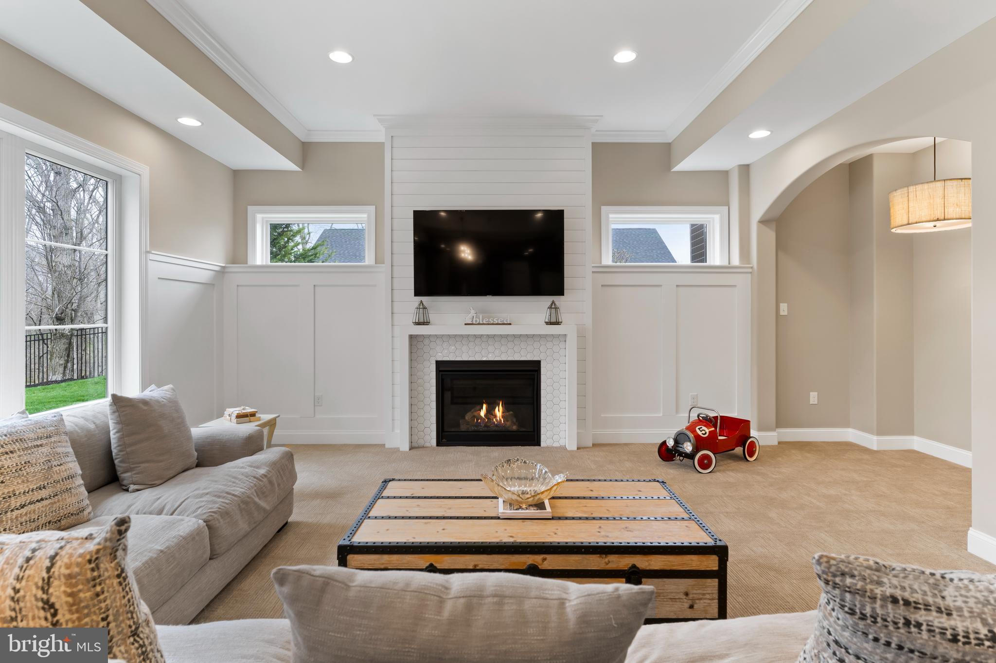 DEAVEN WOODS - Residential