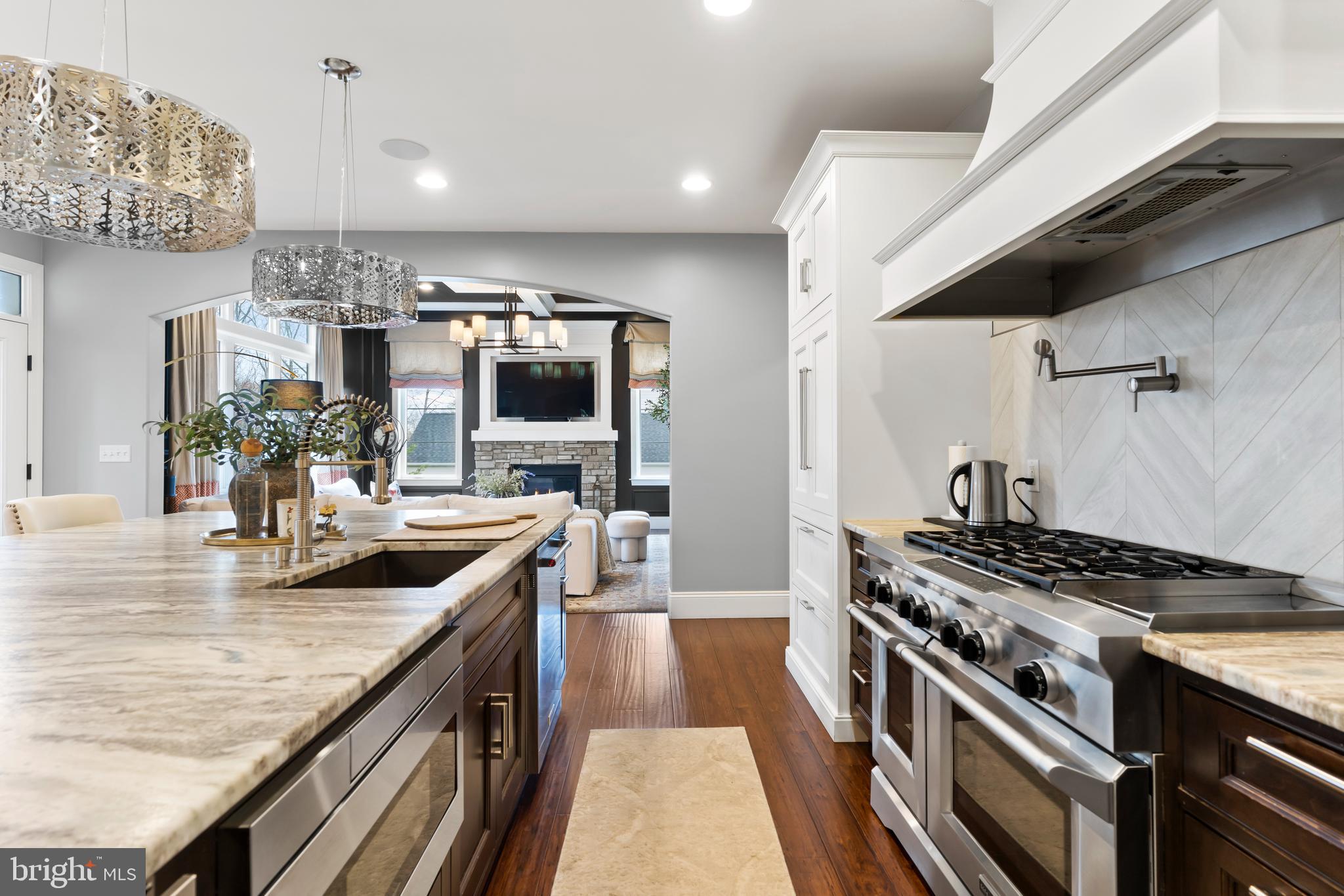 DEAVEN WOODS - Residential