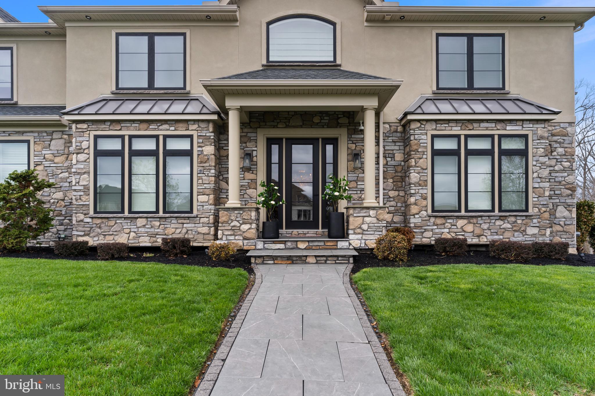 DEAVEN WOODS - Residential