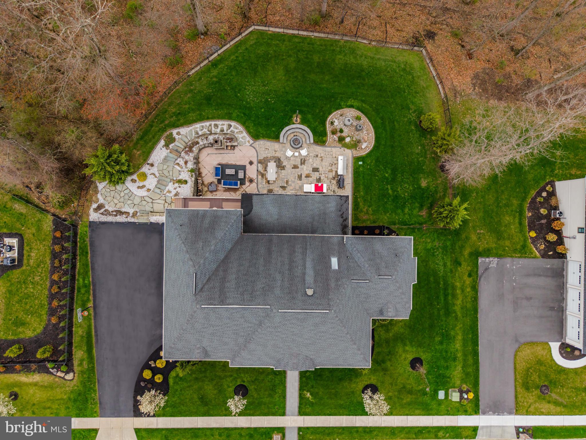 DEAVEN WOODS - Residential