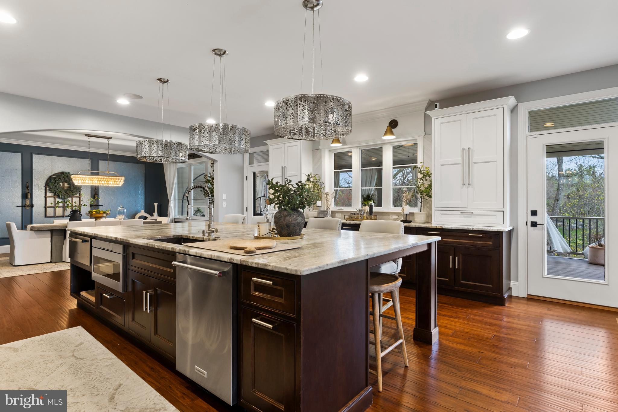 DEAVEN WOODS - Residential