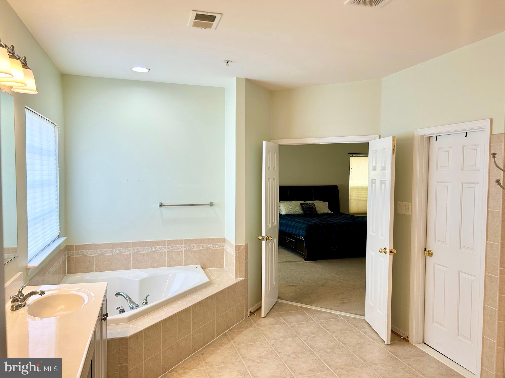 GREENWAY VILLAGE - Residential