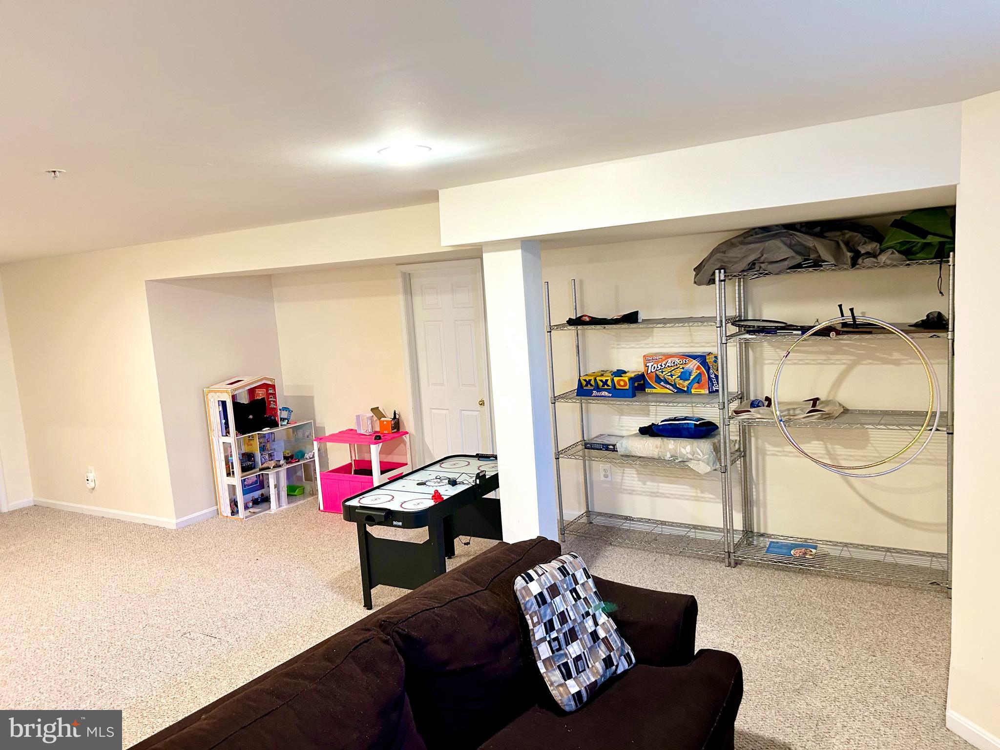 GREENWAY VILLAGE - Residential