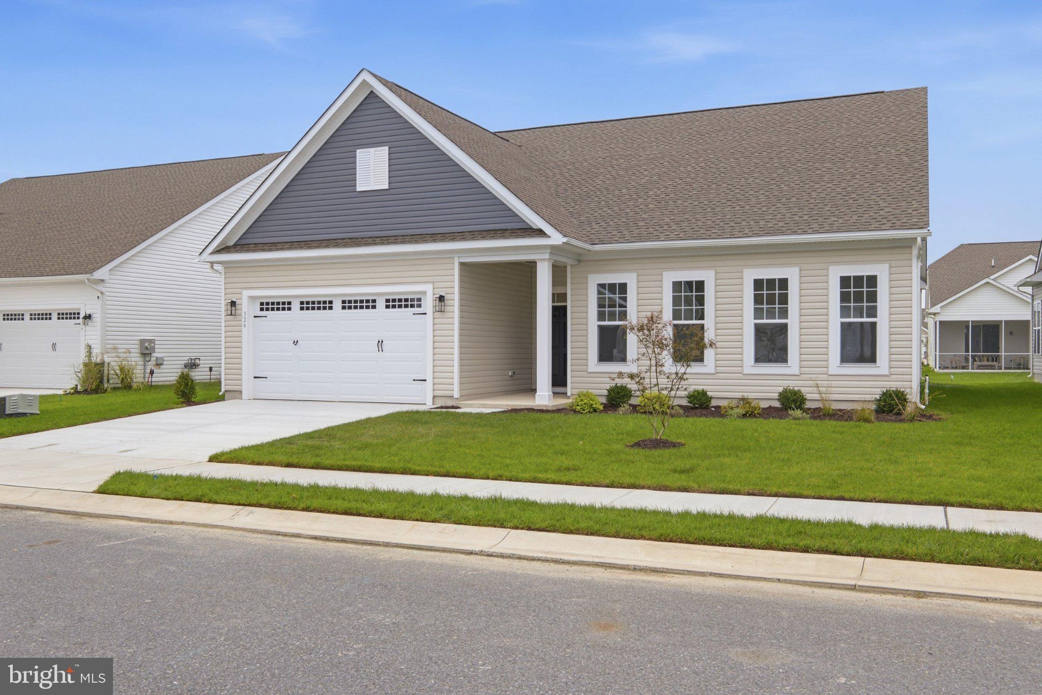 324 HERITAGE SHORES CIRCLE