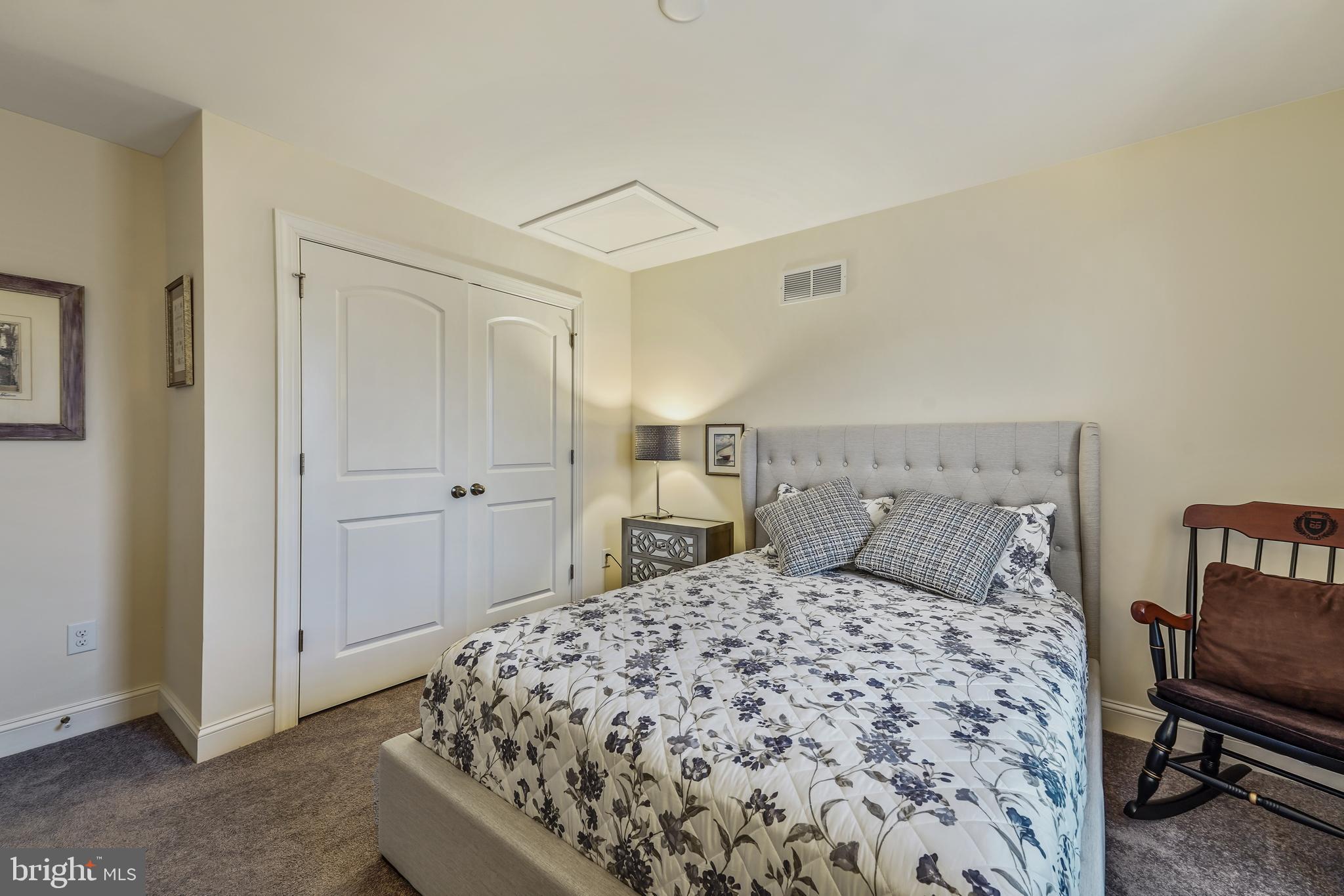 THE RES AT ROSE TREE - Residential