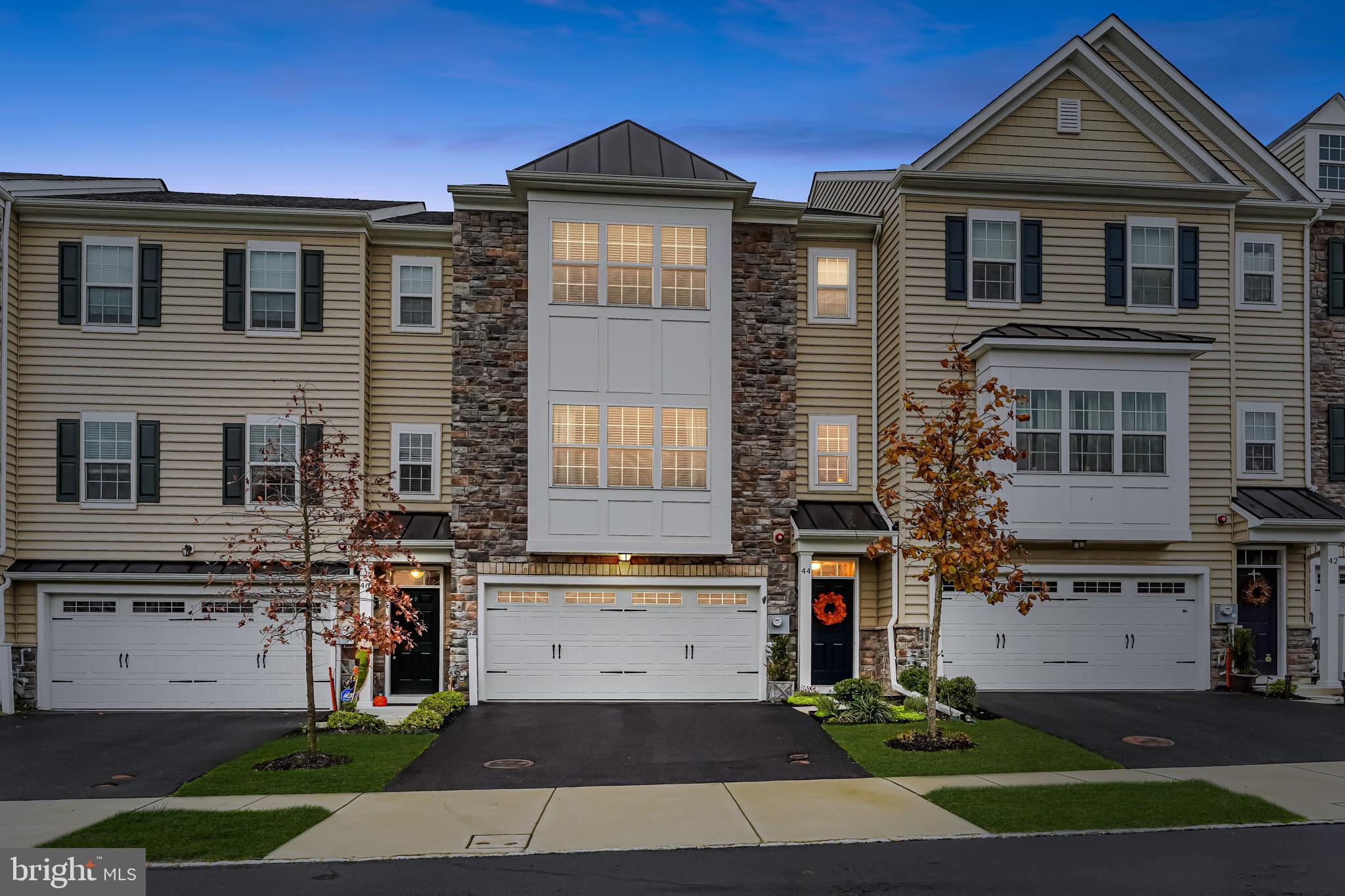 THE RES AT ROSE TREE - Residential