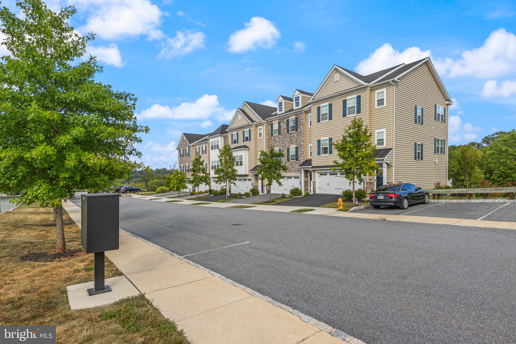 THE RES AT ROSE TREE - Residential