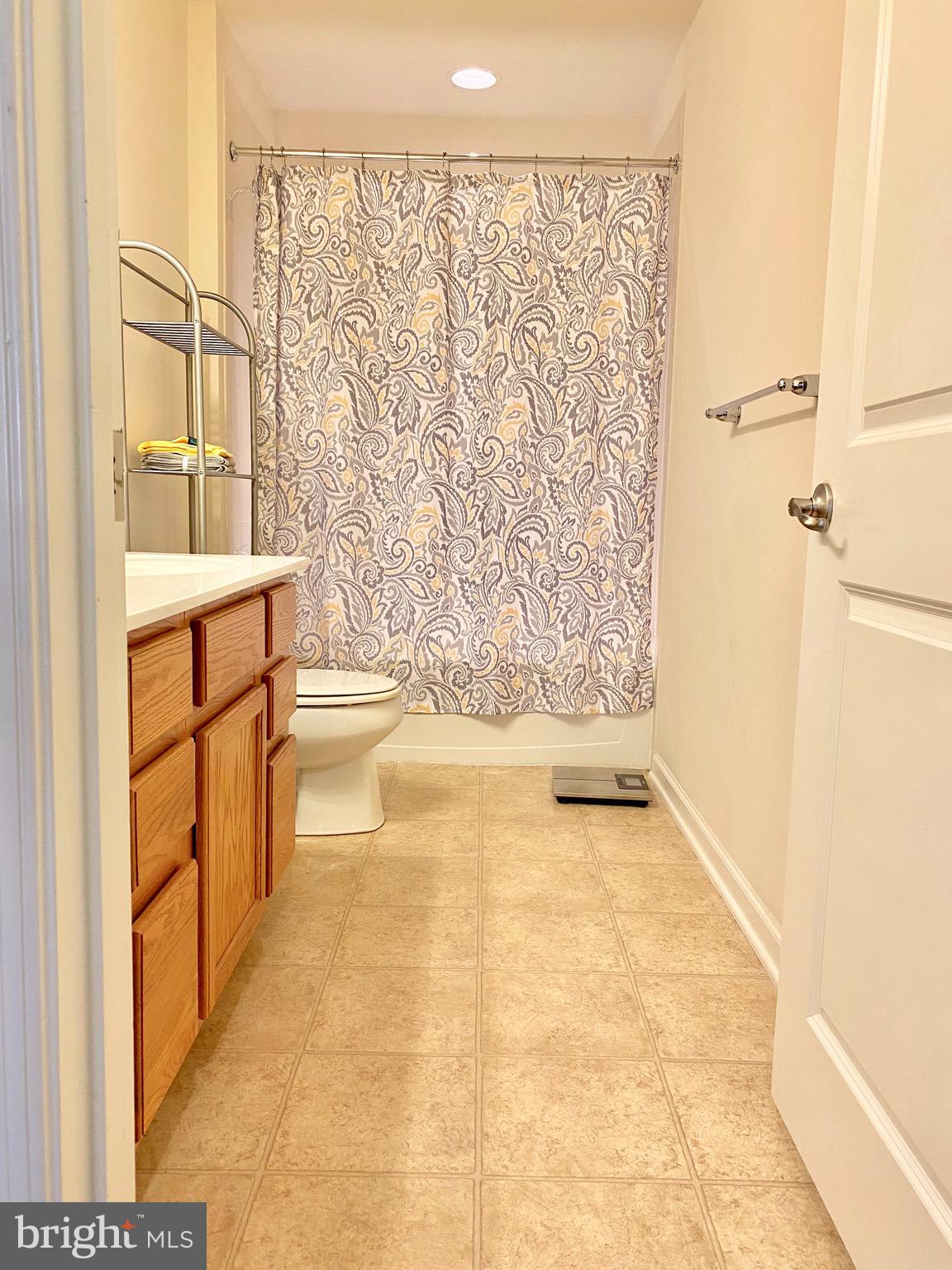 SIMMONS RIDGE - Residential