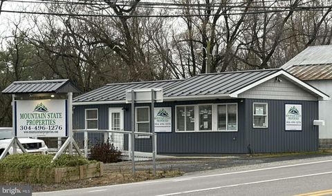 Photo of 16929 Northwestern Pike, AUGUSTA, WV 26704 (MLS # WVHS2007098)