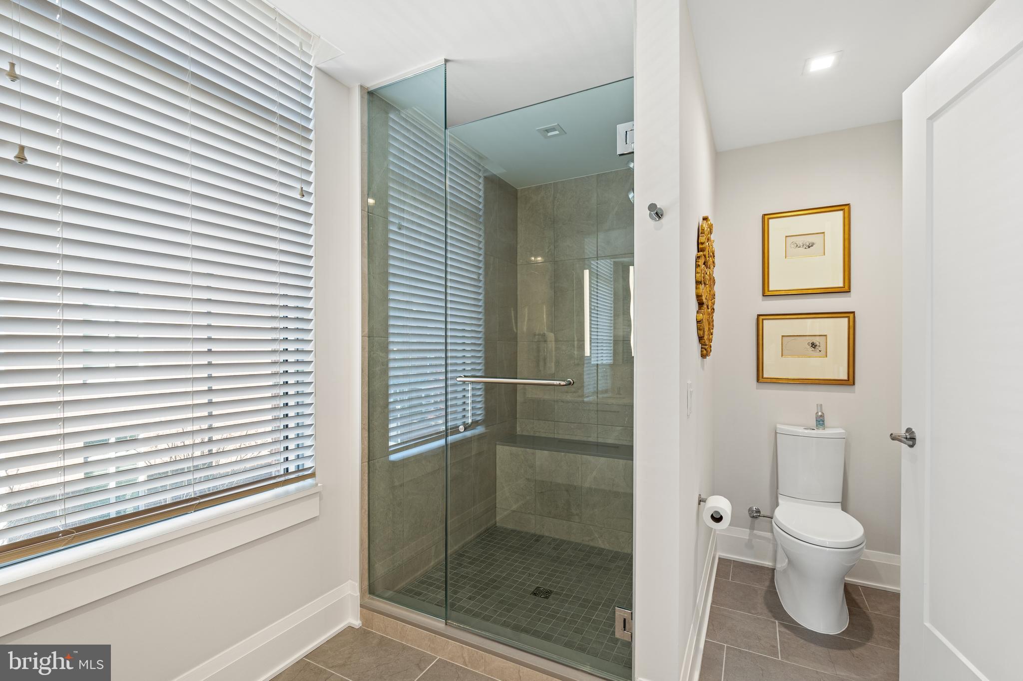 ROBINSON LANDING - Residential