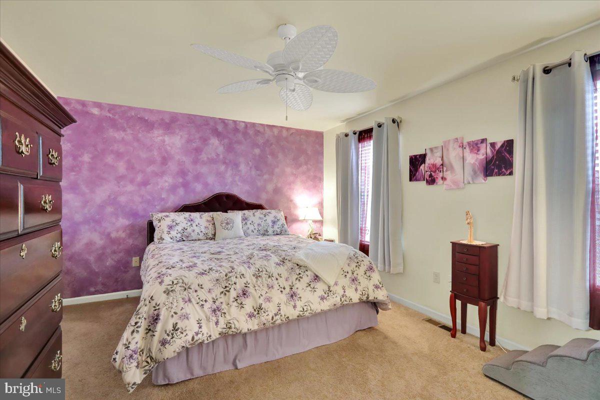 TRAIL SIDE - Residential