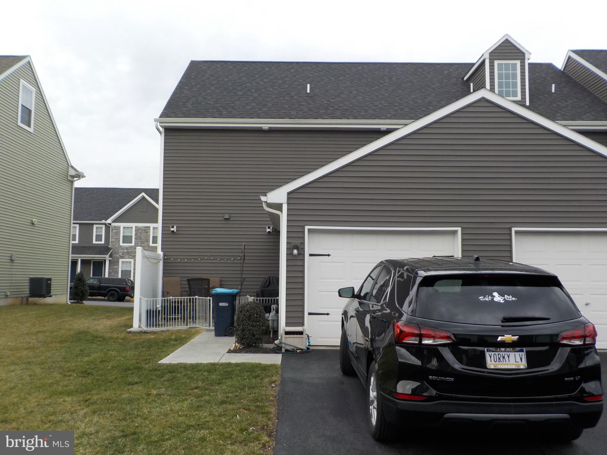 736 FARMWOOD LN U-0089