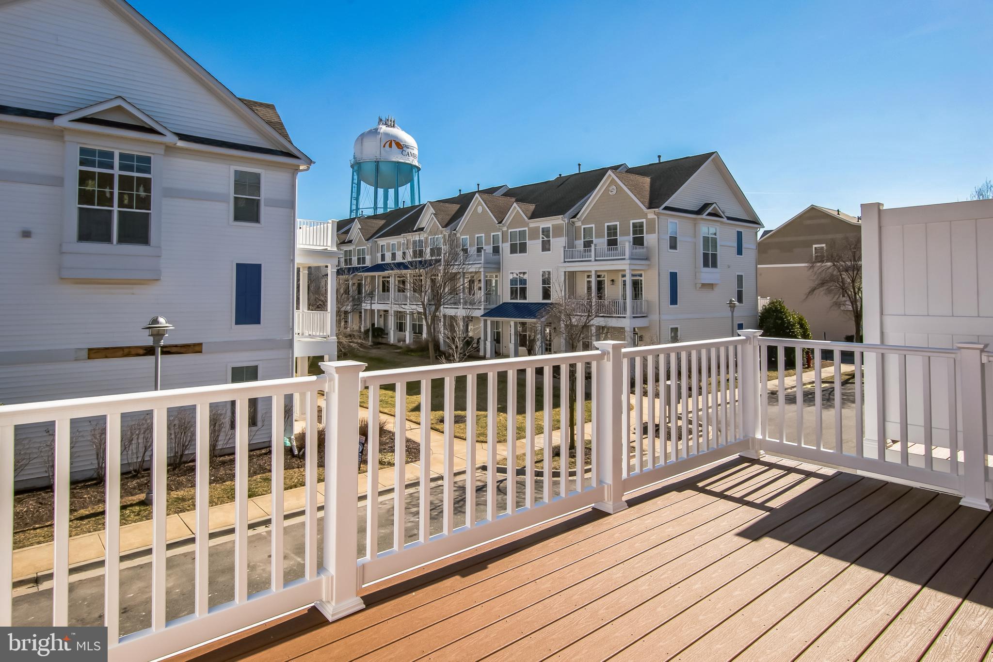 DEEP HARBOUR - Residential