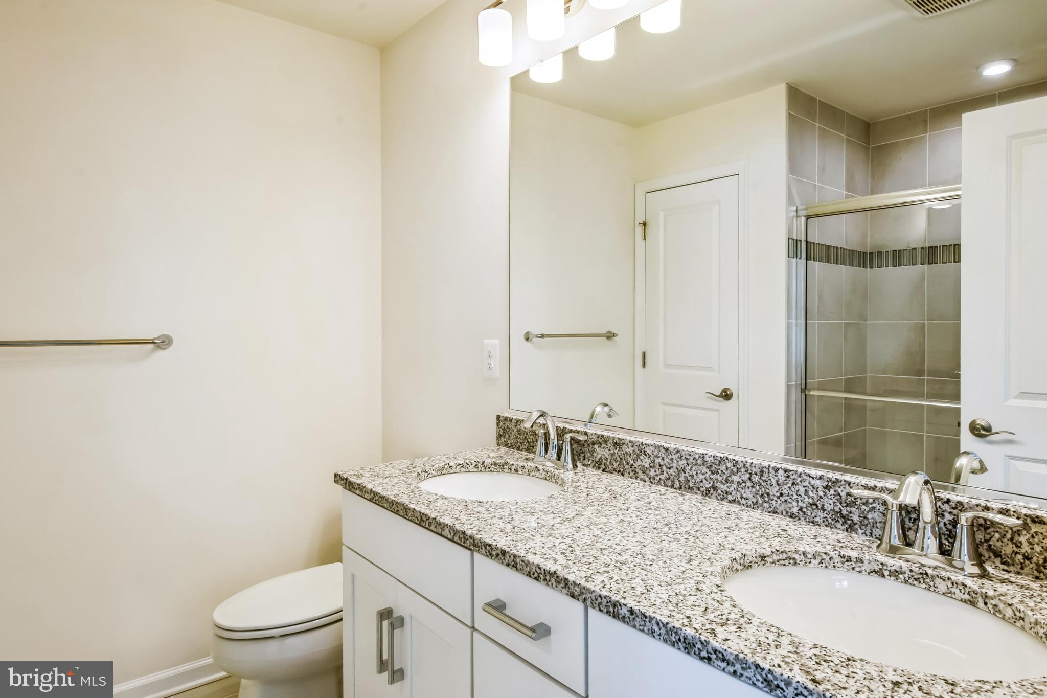 DEEP HARBOUR - Residential