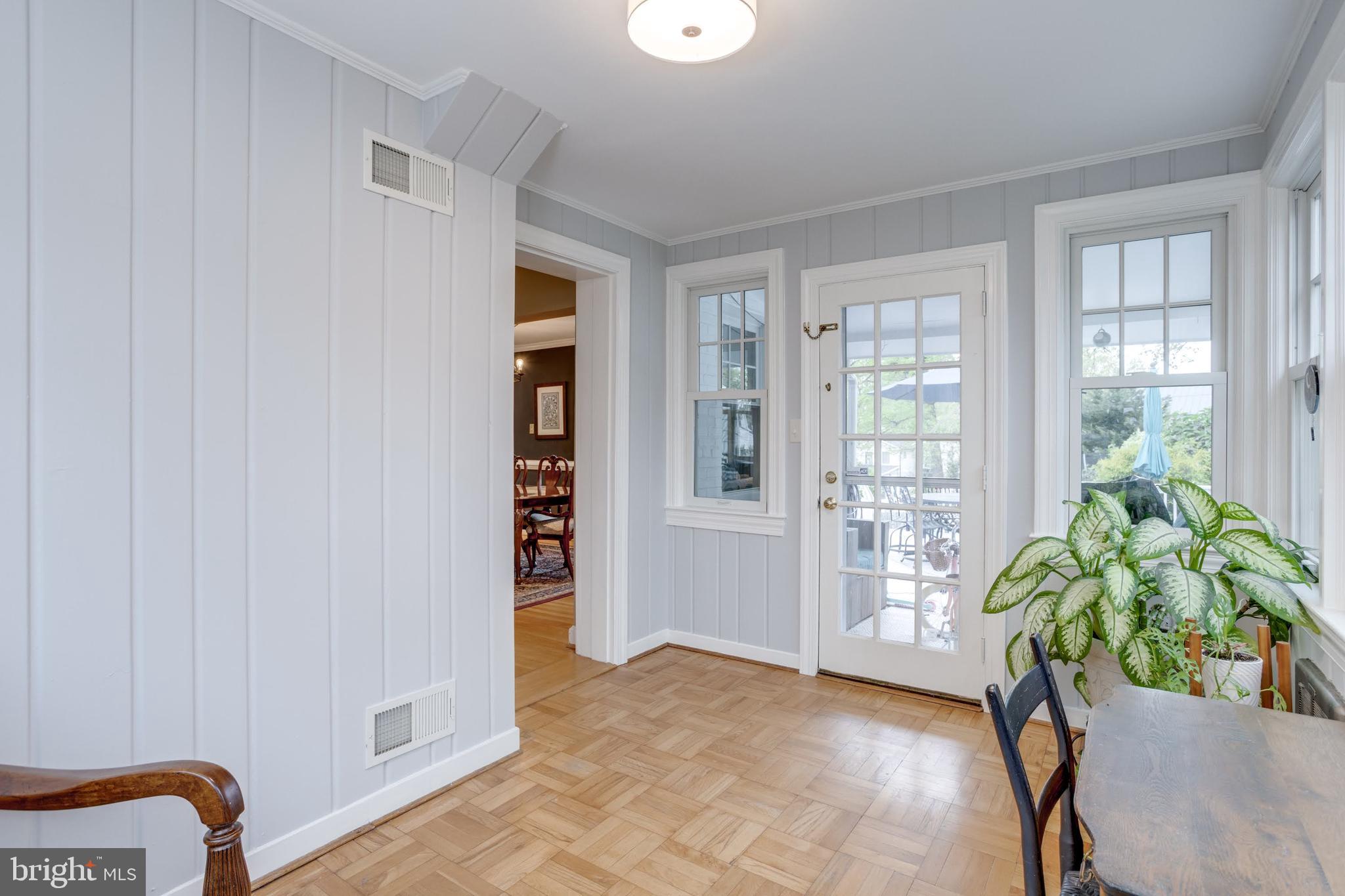 SHIRLEY WOODS - Residential